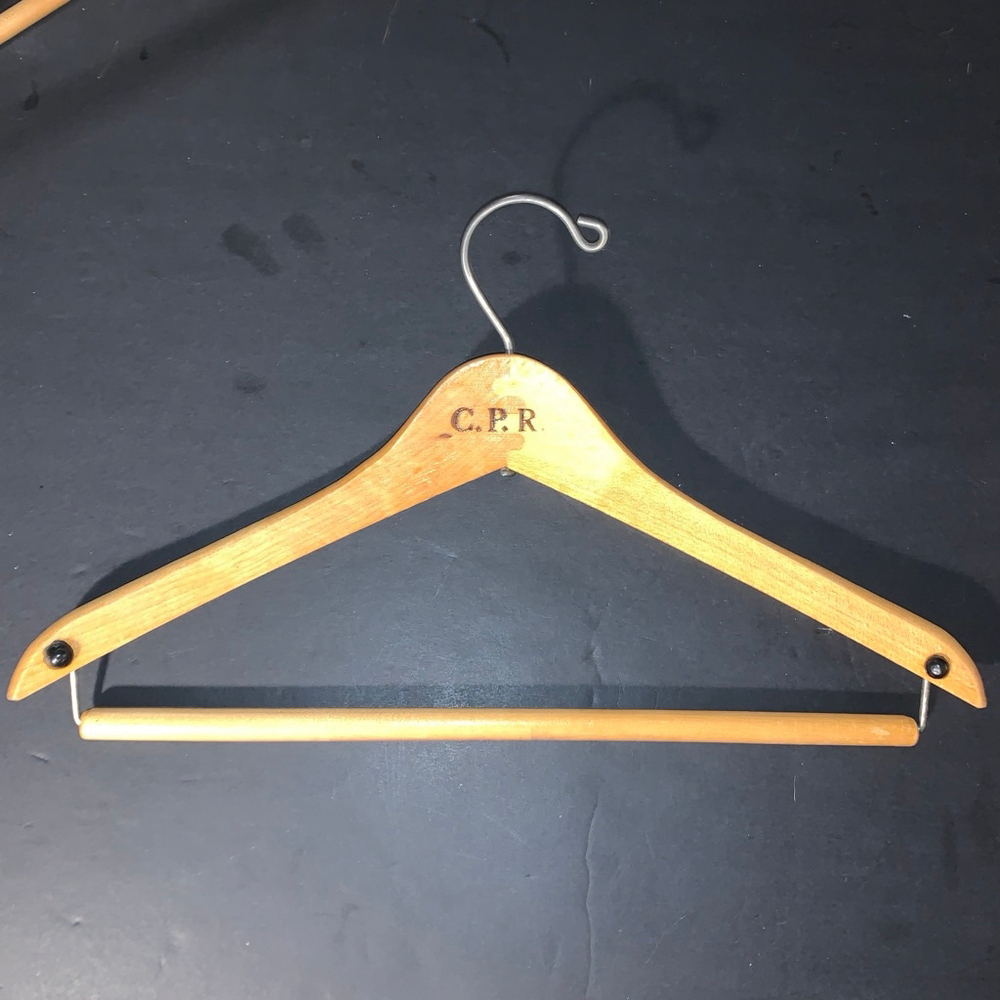 Unbranded CPR Brown Wood Closet Hanger One Size
